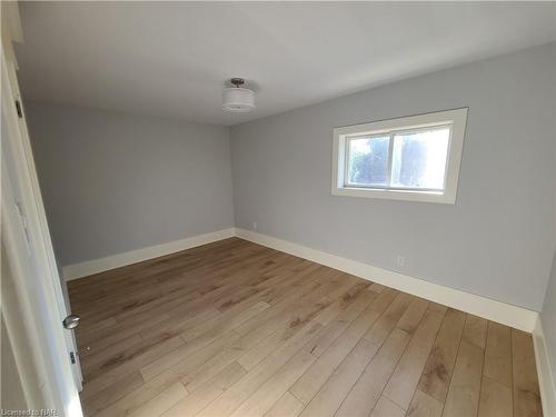 57 Oakland Avenue, Welland, ON - Indoor Photo Showing Other Room