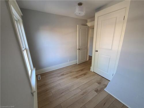 57 Oakland Avenue, Welland, ON - Indoor Photo Showing Other Room