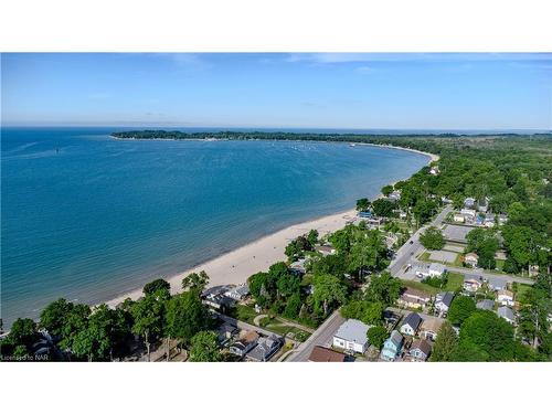 401 Maplewood Avenue, Crystal Beach, ON - Outdoor With Body Of Water With View