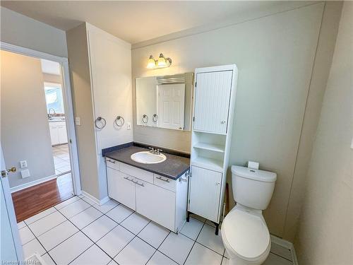 46 Margery Avenue, St. Catharines, ON - Indoor Photo Showing Bathroom