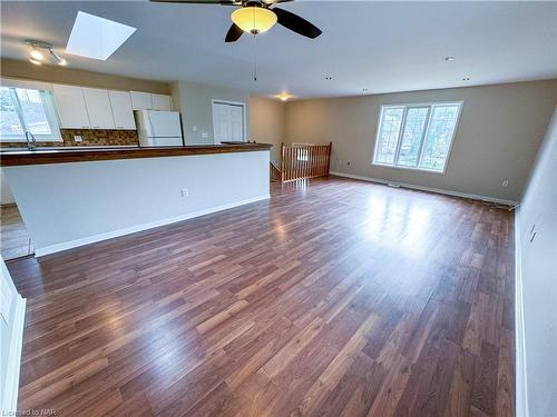 46 Margery Avenue, St. Catharines, ON - Indoor Photo Showing Kitchen