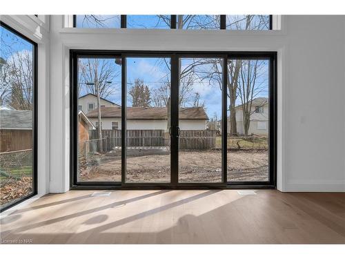 360 Beechwood Avenue, Fort Erie, ON - Indoor Photo Showing Other Room