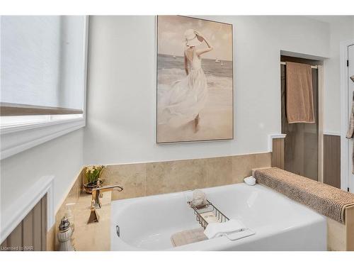 3711 Crystal Beach Drive, Crystal Beach, ON - Indoor Photo Showing Bathroom