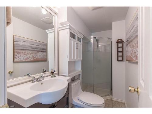 134 Haun Road, Crystal Beach, ON - Indoor Photo Showing Bathroom