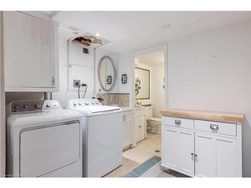 134 Haun Road, Crystal Beach, ON - Indoor Photo Showing Laundry Room