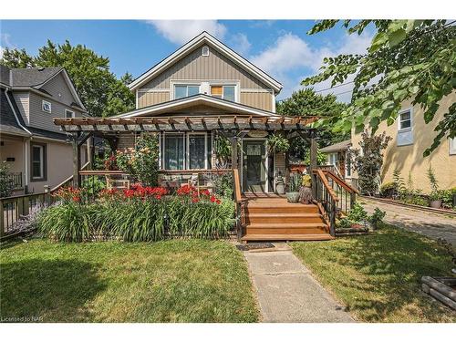 543 King Street, Welland, ON - Outdoor