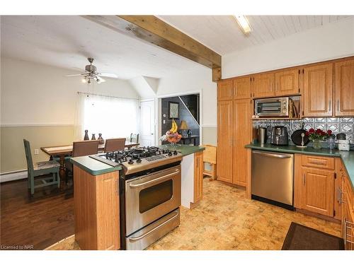 543 King Street, Welland, ON - Indoor Photo Showing Kitchen