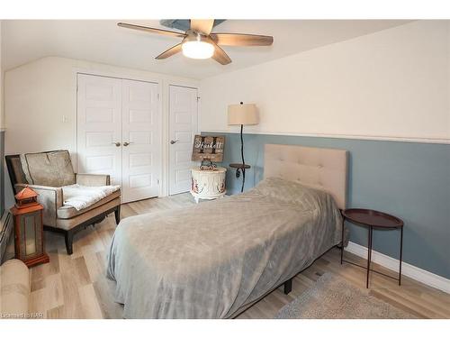 543 King Street, Welland, ON - Indoor Photo Showing Bedroom