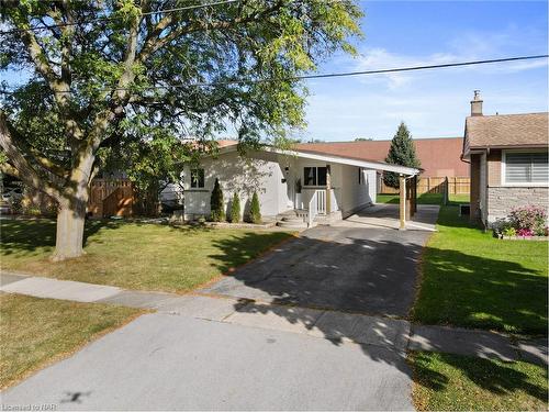 6763 Cooper Drive, Niagara Falls, ON - Outdoor