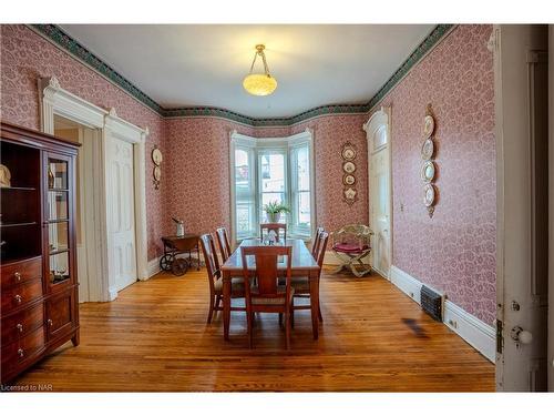 348 Ridge Road N, Ridgeway, ON - Indoor Photo Showing Dining Room