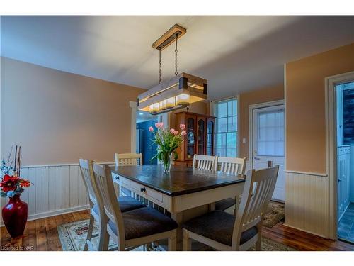 348 Ridge Road N, Ridgeway, ON - Indoor Photo Showing Dining Room