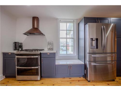 348 Ridge Road N, Ridgeway, ON - Indoor Photo Showing Kitchen