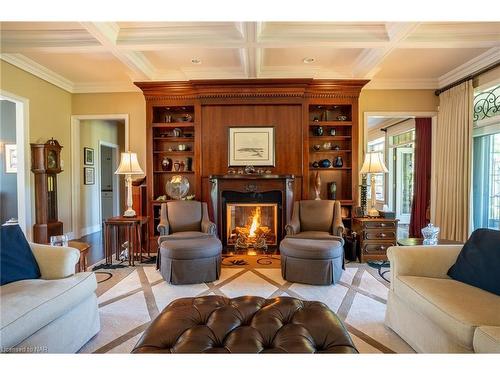 2180 Dominion Road, Ridgeway, ON - Indoor Photo Showing Living Room With Fireplace