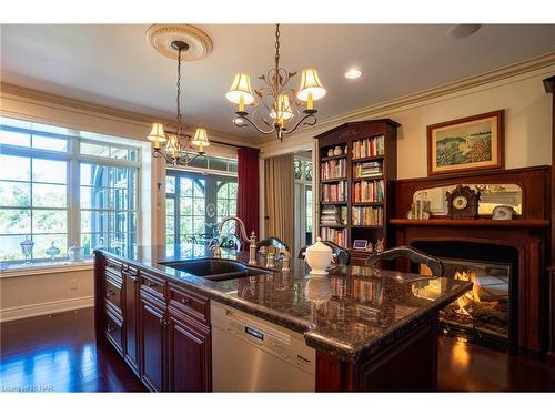 2180 Dominion Road, Ridgeway, ON - Indoor Photo Showing Kitchen With Double Sink