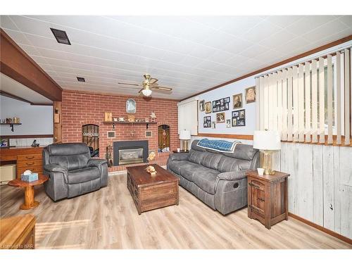 30 Janet Street, Port Colborne, ON - Indoor Photo Showing Living Room With Fireplace