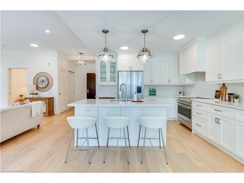 102-77 Yates Street, St. Catharines, ON - Indoor Photo Showing Kitchen With Upgraded Kitchen