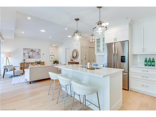 102-77 Yates Street, St. Catharines, ON - Indoor Photo Showing Kitchen With Upgraded Kitchen