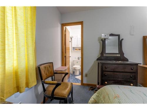 129 Beechwood Ave Avenue, Crystal Beach, ON - Indoor Photo Showing Bedroom