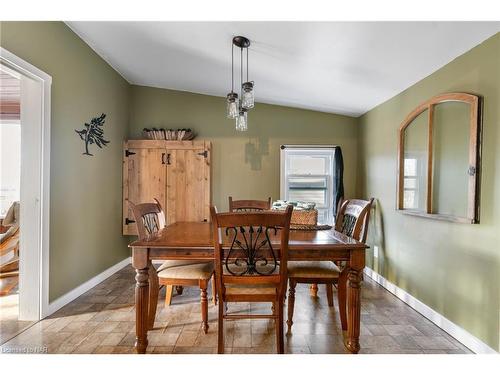 768 Bernard Avenue, Ridgeway, ON - Indoor Photo Showing Dining Room