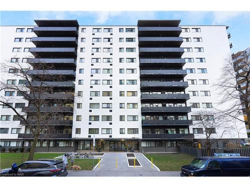 1003-105 Isabella Street, Toronto, ON - Outdoor With Facade