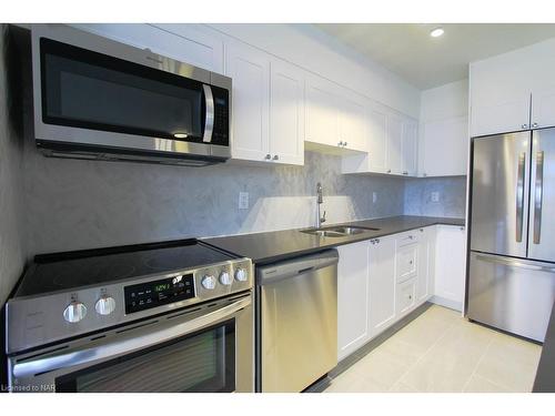 1003-105 Isabella Street, Toronto, ON - Indoor Photo Showing Kitchen With Double Sink