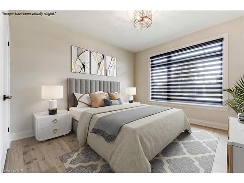 64 Hickory Court, Port Colborne, ON - Indoor Photo Showing Bedroom