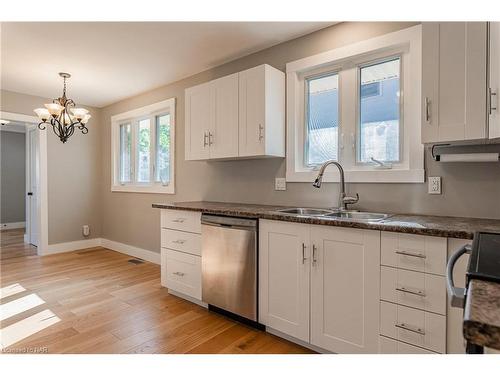 148 Young Street, Welland, ON - Indoor Photo Showing Kitchen With Double Sink