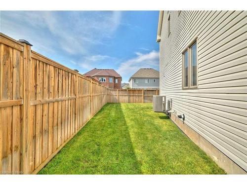 8404 Sumac Court, Niagara Falls, ON - Outdoor With Exterior