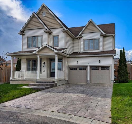 8404 Sumac Court, Niagara Falls, ON - Outdoor With Deck Patio Veranda With Facade