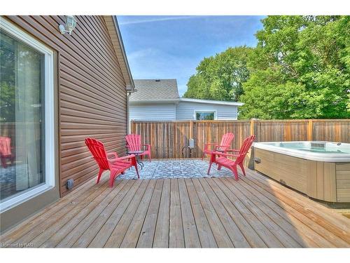 30 Mcalpine Avenue S, Welland, ON - Outdoor With Deck Patio Veranda With Exterior