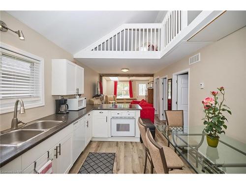 30 Mcalpine Avenue S, Welland, ON - Indoor Photo Showing Kitchen With Double Sink