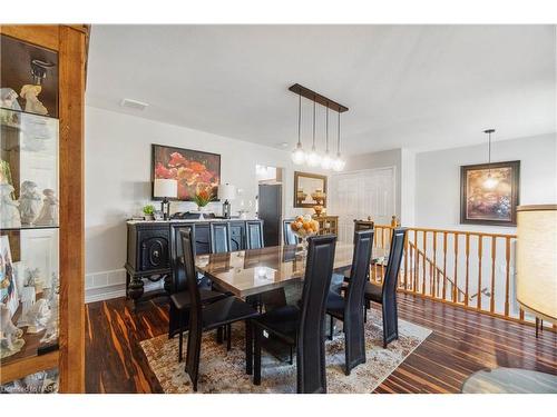 122 Madison Court W, Welland, ON - Indoor Photo Showing Dining Room