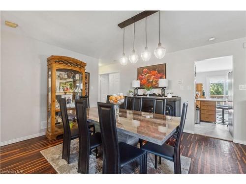 122 Madison Court W, Welland, ON - Indoor Photo Showing Dining Room