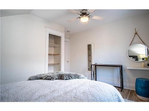 56 Chaplin Avenue, St. Catharines, ON - Indoor Photo Showing Bedroom