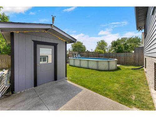 6840 Sunrise Court, Niagara Falls, ON - Outdoor With Above Ground Pool With Backyard With Exterior