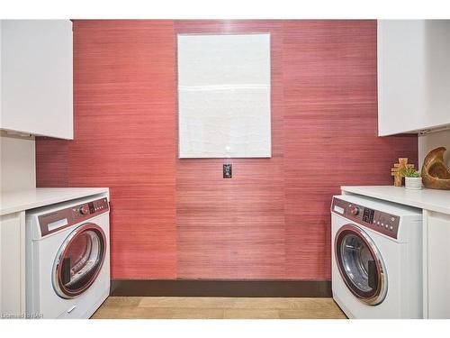 604-57 Lakeport Road, St. Catharines, ON - Indoor Photo Showing Laundry Room