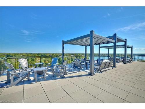 604-57 Lakeport Road, St. Catharines, ON - Outdoor With View