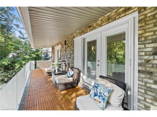 2 Mallette Crescent, Niagara-On-The-Lake, ON - Outdoor With Deck Patio Veranda With Exterior