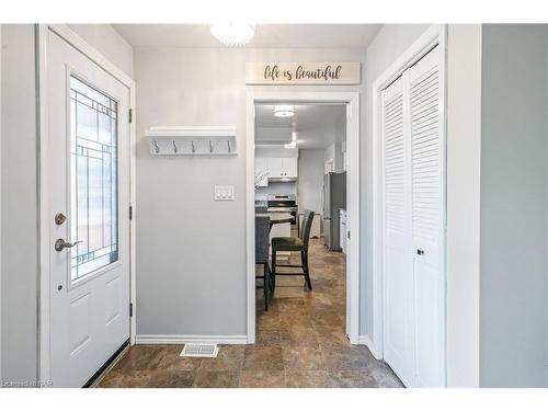 14 Oak Street, Welland, ON - Indoor Photo Showing Other Room