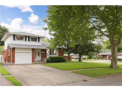 4348 Mitchell Avenue, Niagara Falls, ON - Outdoor With Facade