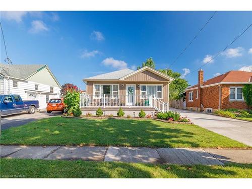 22 Rose Avenue, Thorold, ON - Outdoor With Deck Patio Veranda