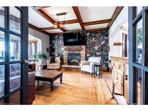 406 King Street, Port Colborne, ON - Indoor Photo Showing Living Room With Fireplace