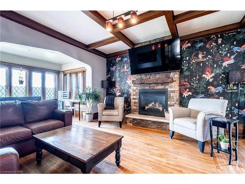 406 King Street, Port Colborne, ON - Indoor Photo Showing Living Room With Fireplace