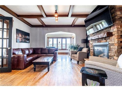 406 King Street, Port Colborne, ON - Indoor Photo Showing Living Room With Fireplace