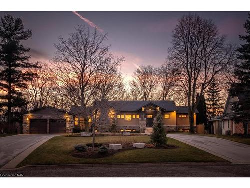 32 Breckenridge Boulevard, St. Catharines, ON - Outdoor With Deck Patio Veranda