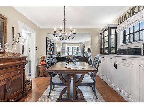 8 Ridgewood Road, St. Catharines, ON - Indoor Photo Showing Dining Room