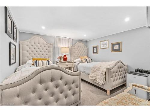 8 Ridgewood Road, St. Catharines, ON - Indoor Photo Showing Bedroom