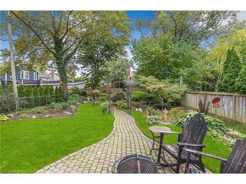 8 Ridgewood Road, St. Catharines, ON - Outdoor With Backyard