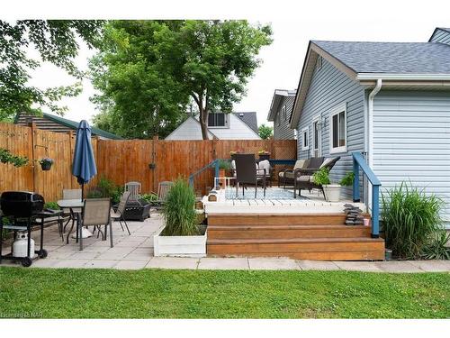 3828 Roxborough Avenue, Fort Erie, ON - Outdoor With Deck Patio Veranda