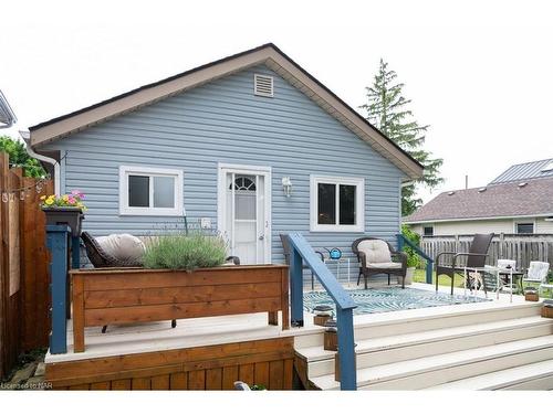 3828 Roxborough Avenue, Fort Erie, ON - Outdoor With Deck Patio Veranda With Exterior